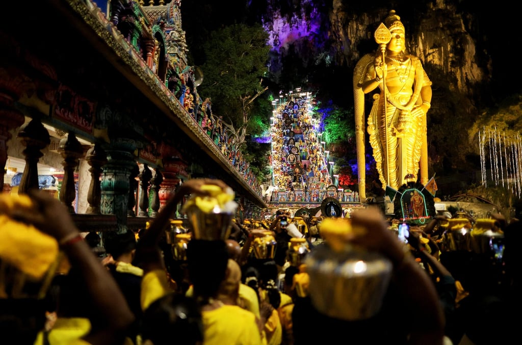 Devotees make their way to the Sri Subramaniar Swamy Temple at Batu Caves, Malaysia, during the annual Hindu festival of Thaipusam on February 1. Photo: Reuters Devotees make their way to the Sri Subramaniar Swamy Temple at Batu Caves, Malaysia, during the annual Hindu festival of Thaipusam on February 1. Photo: Reuters