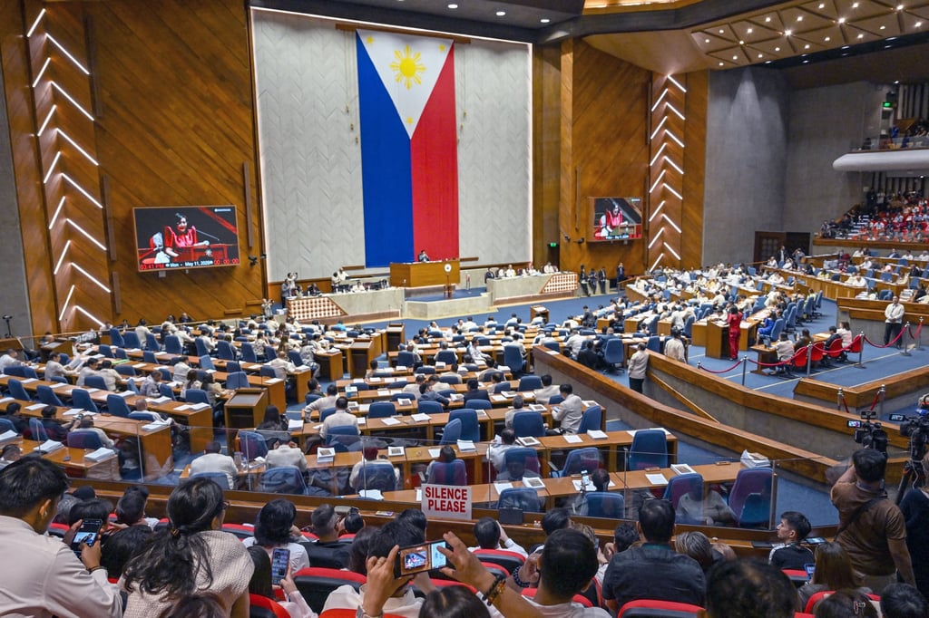 Philippine lawmakers vote on the impeachment complaint against Vice-President Sara Duterte-Carpio at the House of Representatives in Quezon City, Metro Manila on Monday. Photo: TNS Philippine lawmakers vote on the impeachment complaint against Vice-President Sara Duterte-Carpio at the House of Representatives in Quezon City, Metro Manila on Monday. Photo: TNS