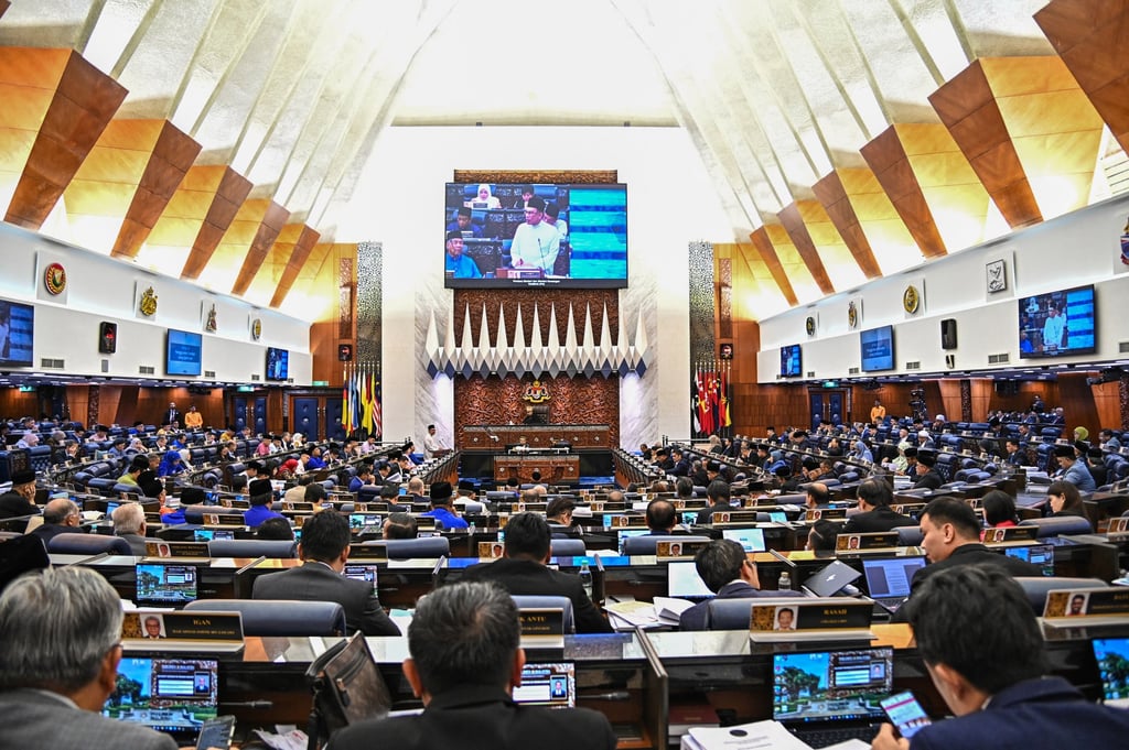 Malaysian Prime Minister Anwar Ibrahim delivers a speech to parliament in 2024. PAS i the single largest party in the in the 222-member lower house of parliament. Photo: Malaysia’s Department of Information/AFP Malaysian Prime Minister Anwar Ibrahim delivers a speech to parliament in 2024. PAS i the single largest party in the in the 222-member lower house of parliament. Photo: Malaysia’s Department of Information/AFP