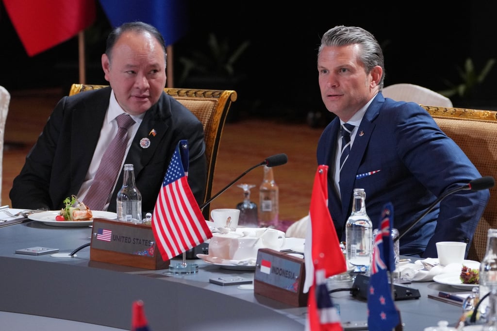 US Secretary of Defence Pete Hegseth (right) confers with Philippine Defence Secretary Gilberto Teodoro Jnr during a meeting of the Association of Southeast Asian Nations (Asean) in Kuala Lumpur on November 1, 2025. Photo: EPA US Secretary of Defence Pete Hegseth (right) confers with Philippine Defence Secretary Gilberto Teodoro Jnr during a meeting of the Association of Southeast Asian Nations (Asean) in Kuala Lumpur on November 1, 2025. Photo: EPA