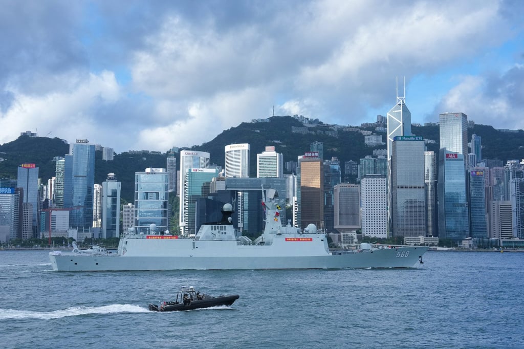 The PLA guided-missile frigate Hengyang, arrives at Victoria Harbour on Thursday morning. Photo: Jelly Tse The PLA guided-missile frigate Hengyang, arrives at Victoria Harbour on Thursday morning. Photo: Jelly Tse